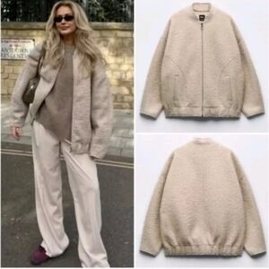 ZARA OVERSIZE BOMBER..